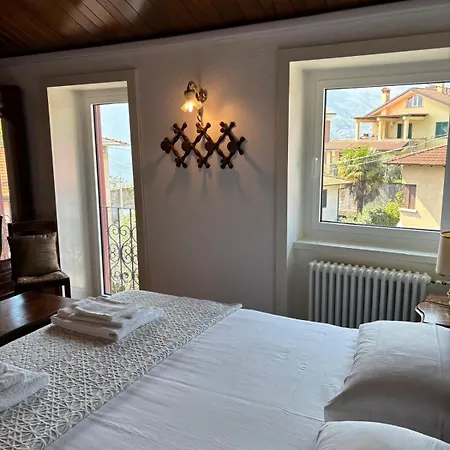 Ester Lakehouse, Graziosa Casa Indipendente ליירנה