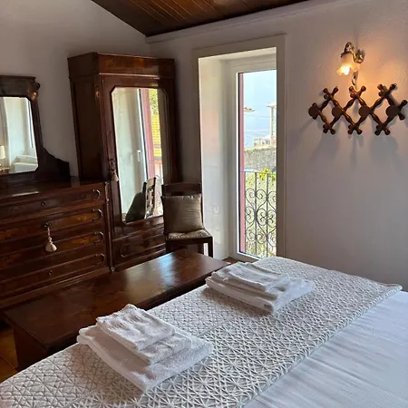 Ester Lakehouse, Graziosa Casa Indipendente בית נופש *